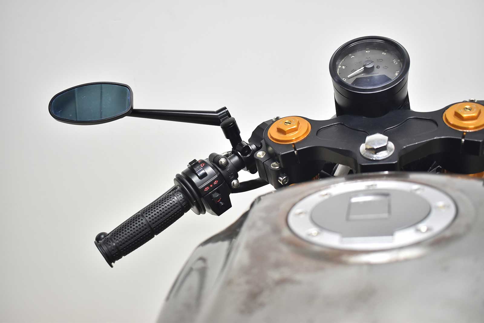 8mm Anti-Colockwise Black Motorcycle Mirror Mount Holder